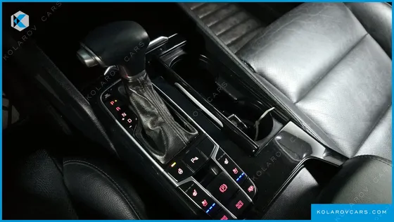KIA K7 3.0 LPI LUXURY (RENTAL CAR)