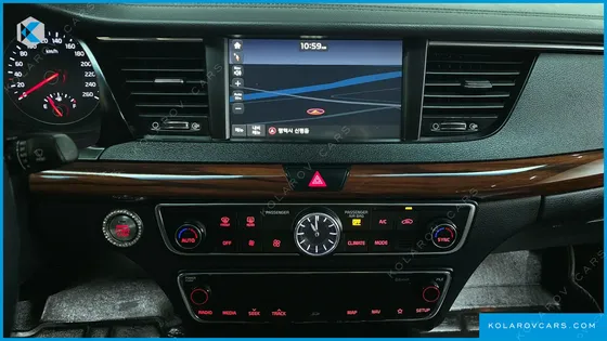 KIA K7 3.0 LPI LUXURY (RENTAL CAR)