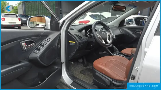 HYUNDAI TUCSON DIESEL 2WD LX20