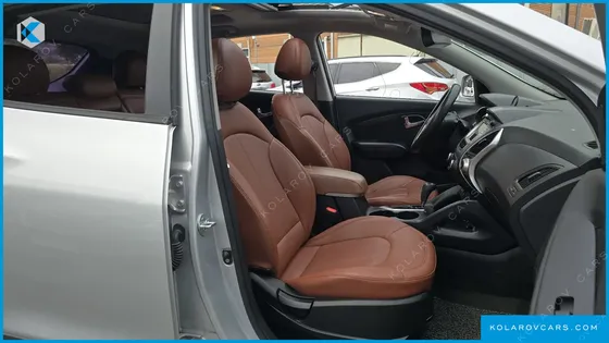 HYUNDAI TUCSON DIESEL 2WD LX20