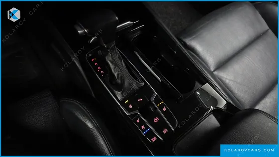 KIA K7 3.0 LPI LUXURY (RENTAL CAR)