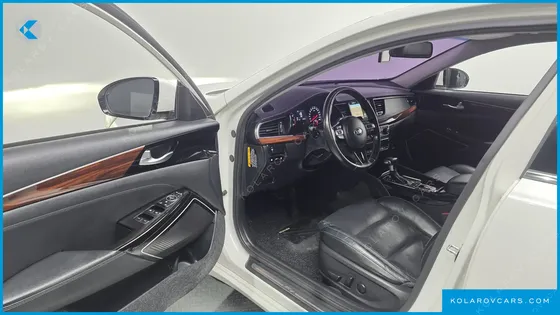 KIA K7 3.0 LPI LUXURY (RENTAL CAR)