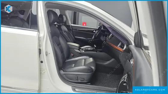 KIA K7 3.0 LPI LUXURY (RENTAL CAR)
