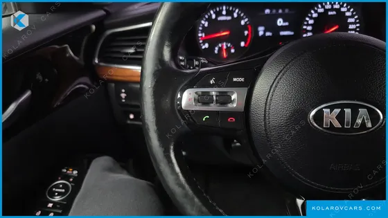 KIA K7 3.0 LPI LUXURY (RENTAL CAR)