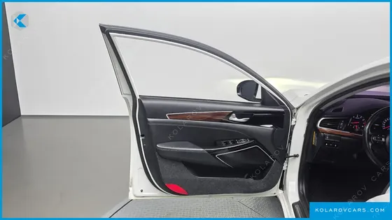 KIA K7 3.0 LPI LUXURY (RENTAL CAR)