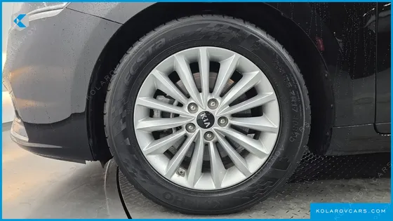 KIA K7 3.0 LPI LUXURY (RENTAL CAR)