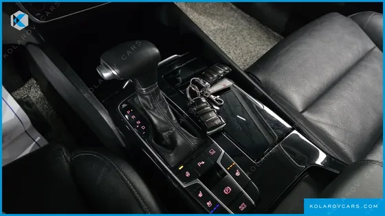 KIA K7 3.0 LPI LUXURY (RENTAL CAR)