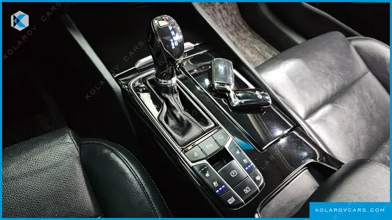 KIA K7 3.0 LPI LUXURY (RENTAL CAR)