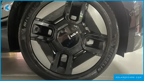 KIA EV9 LONG RANGE 4WD