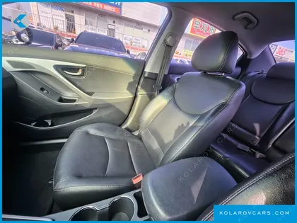 HYUNDAI ELANTRA (AVANTE) M16 GDI LUXURY