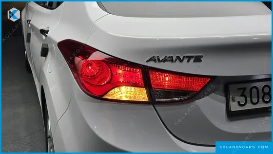 HYUNDAI ELANTRA (AVANTE) M16 GDI SMART