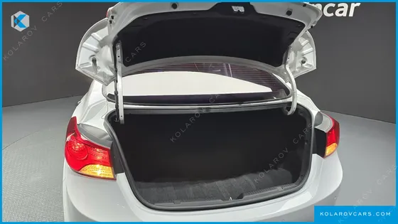 HYUNDAI ELANTRA (AVANTE) M16 GDI SMART