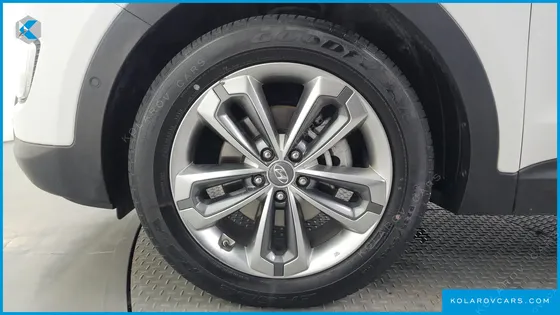 HYUNDAI MAXCRUISE DIESEL(E-VGT) 2.2 2WD EXCLUSIVE