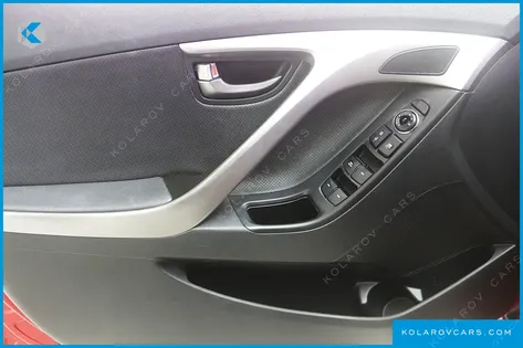 HYUNDAI ELANTRA (AVANTE) M16 GDI SMART