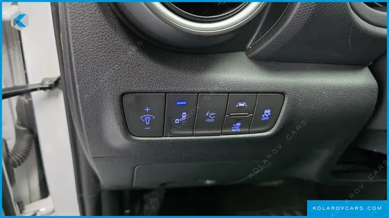 HYUNDAI KONA PREMIUM