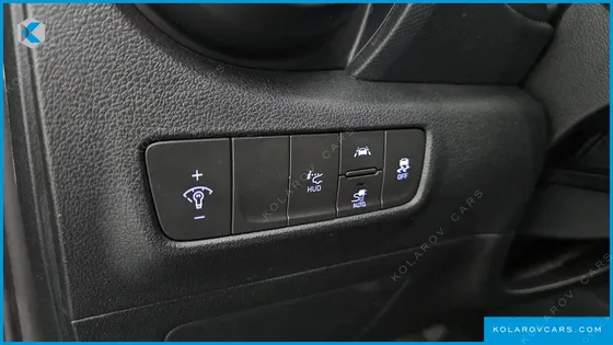 HYUNDAI KONA PREMIUM