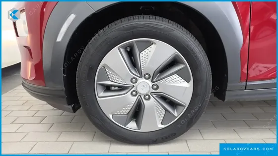 HYUNDAI KONA MODREN