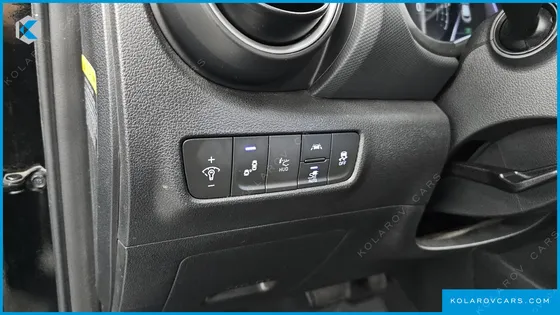 HYUNDAI KONA PREMIUM