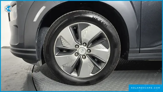 HYUNDAI KONA MODREN