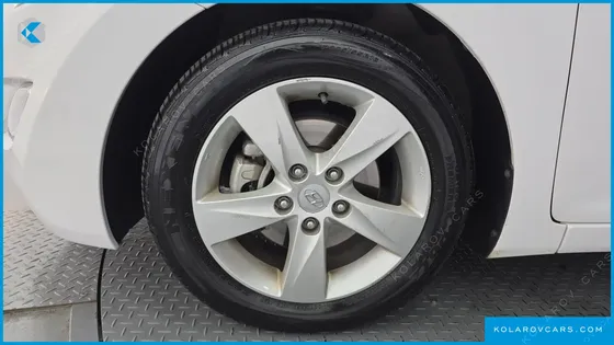 HYUNDAI ELANTRA (AVANTE) M16 GDI SMART