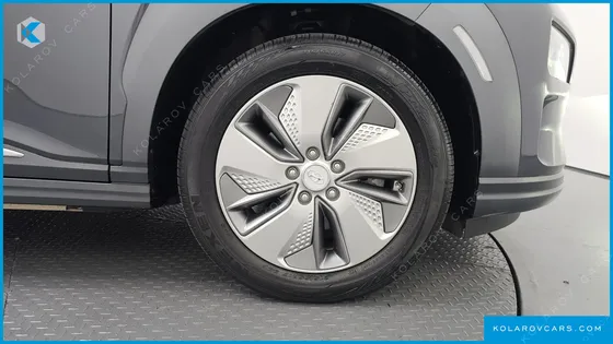 HYUNDAI KONA PREMIUM