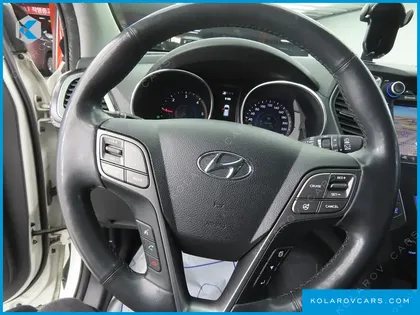 HYUNDAI MAXCRUISE DIESEL(E-VGT) 2.2 2WD EXCLUSIVE