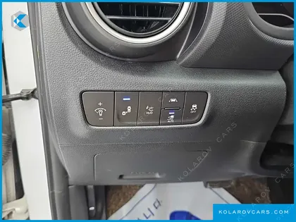 HYUNDAI KONA PREMIUM