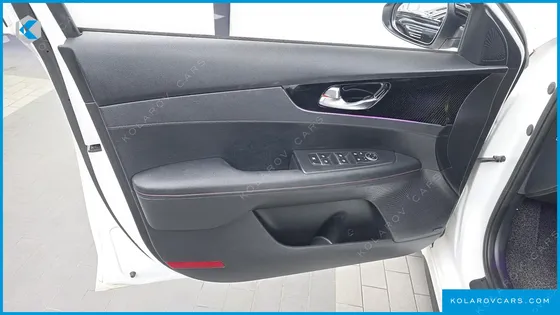 KIA K3 5DOOR GT PLUS