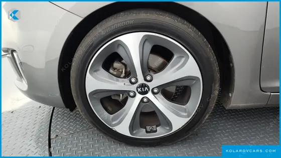 KIA CARENS 1.7 VGT NOBLESSE