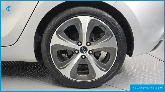 KIA CARENS 1.7 VGT NOBLESSE