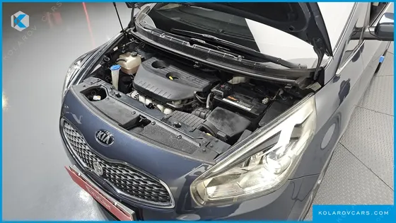 KIA CARENS 2.0 LPI NOBLESSE