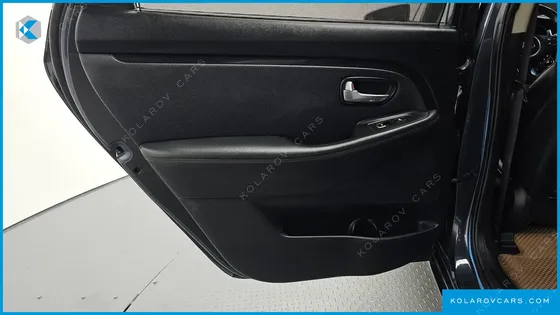 KIA CARENS 2.0 LPI NOBLESSE