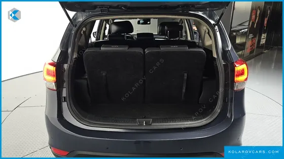 KIA CARENS 2.0 LPI NOBLESSE