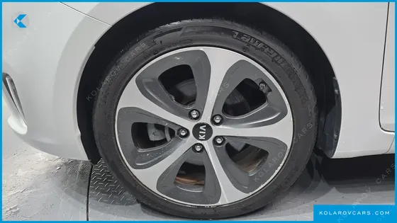 KIA CARENS 2.0 LPI PRESTIGE