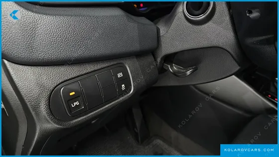KIA CARENS 2.0 LPI LUXURY