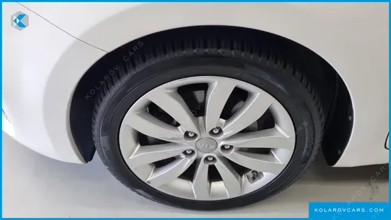 KIA CARENS 2.0 LPI PRESTIGE