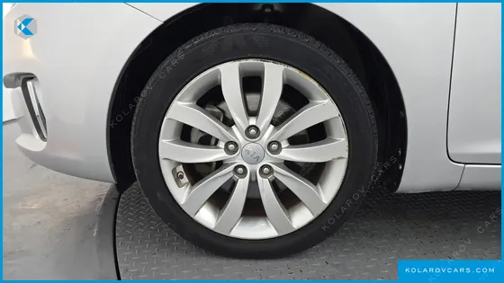 KIA CARENS 2.0 LPI PRESTIGE