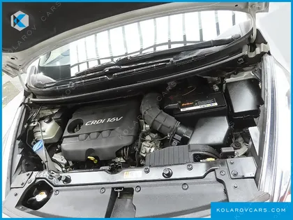 KIA CARENS 1.7 VGT PRESTIGE