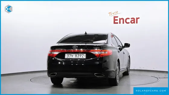 HYUNDAI GRANDEUR HG240 MODERN