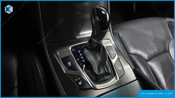 HYUNDAI GRANDEUR HG240 MODERN