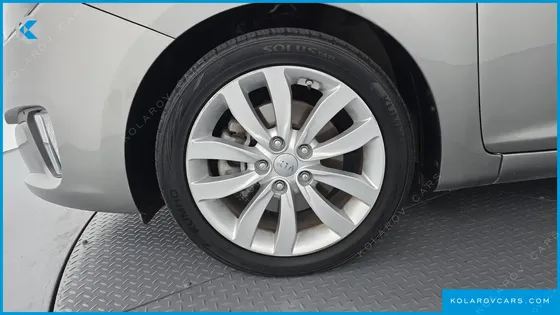 KIA CARENS 1.7 VGT LUXURY