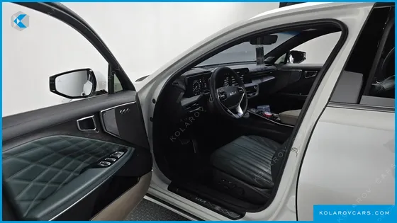 KIA K8 2.5 GASOLINE 2WD