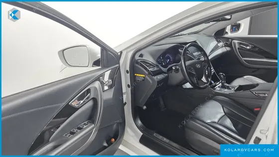 HYUNDAI GRANDEUR HG240 MODERN