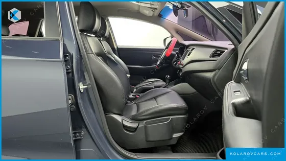 KIA CARENS 1.7 VGT DELUXE