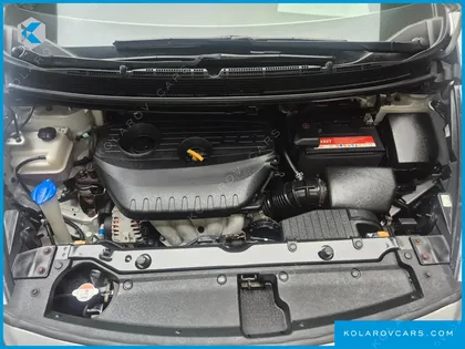 KIA CARENS 2.0 LPI PRESTIGE