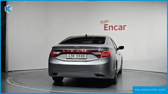 HYUNDAI GRANDEUR LPG HG300 HANDICAPPED ONLY