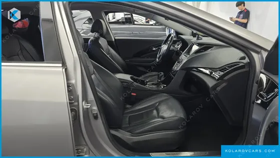 HYUNDAI GRANDEUR LPG HG300 HANDICAPPED ONLY