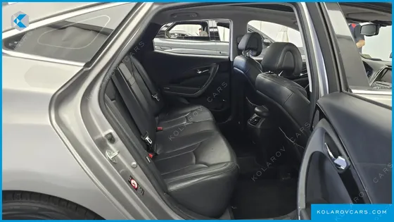 HYUNDAI GRANDEUR LPG HG300 HANDICAPPED ONLY