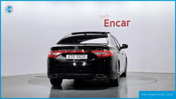 HYUNDAI GRANDEUR HG300 PREMIUM
