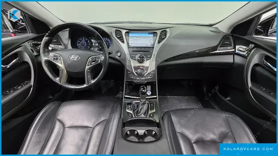 HYUNDAI GRANDEUR HG300 PREMIUM